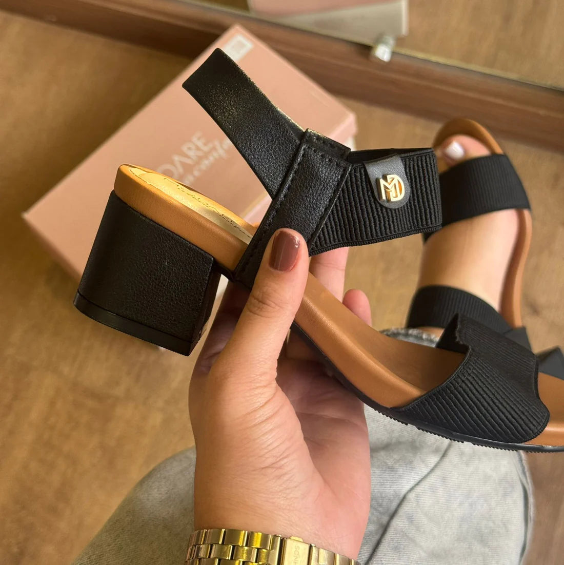 Sandália Modare Elástico