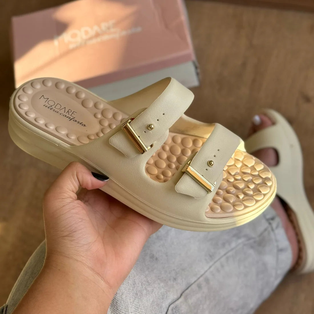 Sandália Modare Tiras Grossas